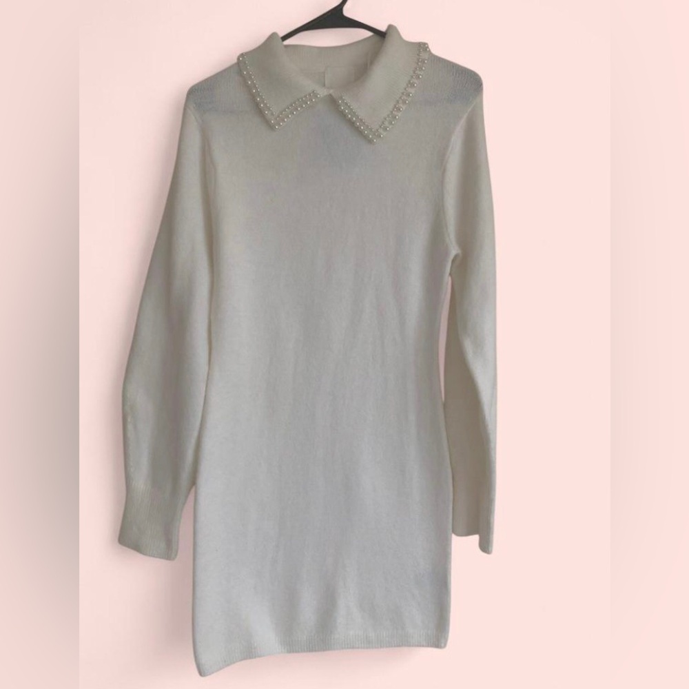 H&M women’s Collared Knit Dress Cream Pearl Collar Size S.